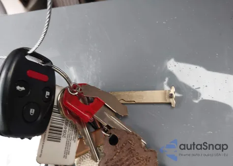 2010 Honda Accord 3.5 Ex-L z USA, uszkodzony, nr VIN 1HGCP3F85AA019390